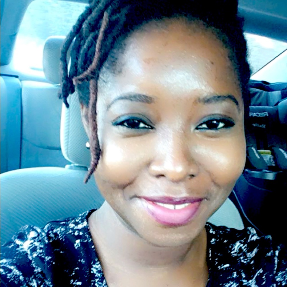 Meet your Posher, Nikole